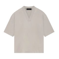 Ess. V-Neck 'Silver Cloud'